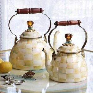 Elegant Checkered Teapot (Mackenzie Childs 3QT)